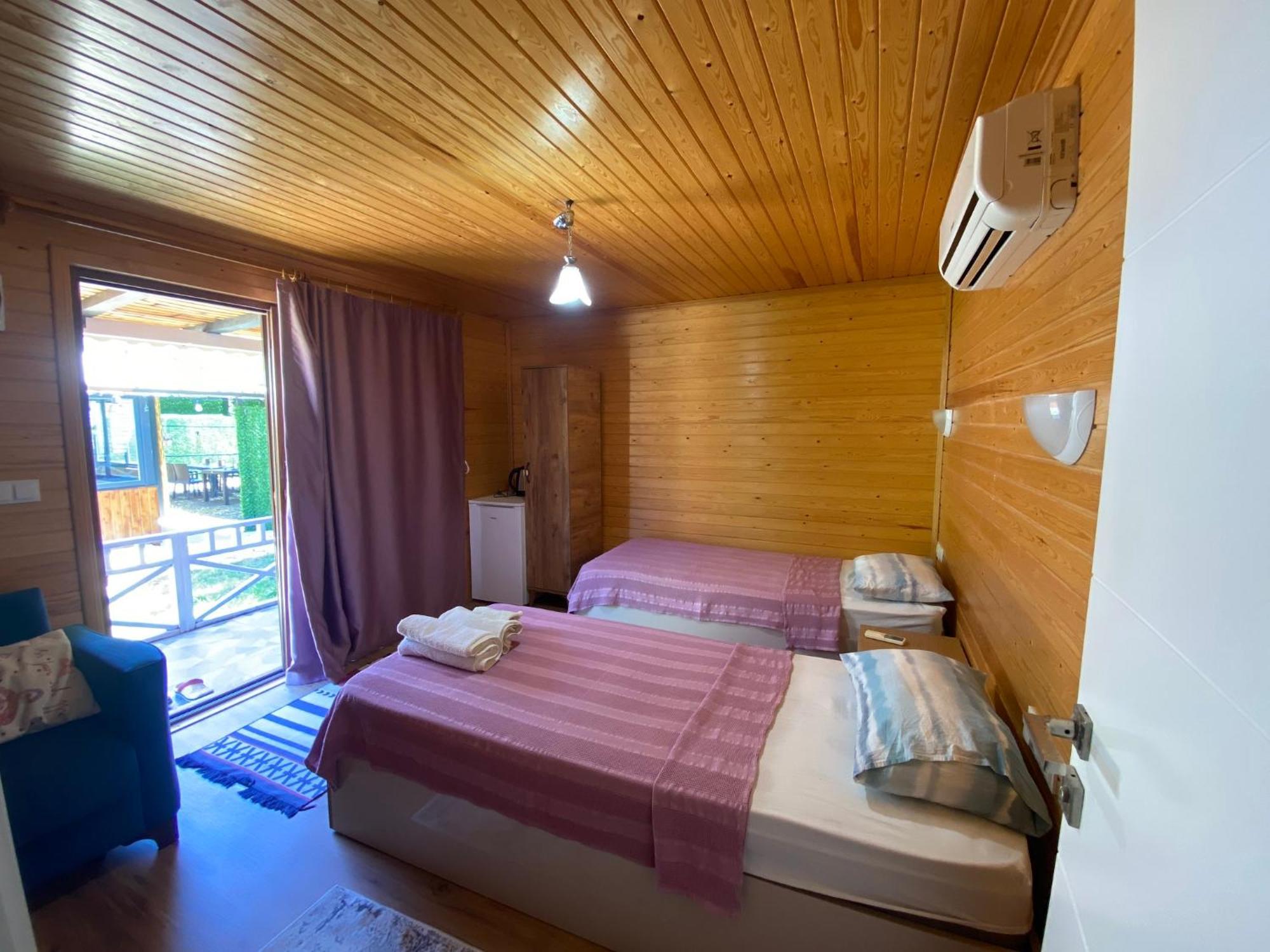 Karaoez Ada Bungalows & Villa Room photo